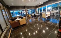 Maneerote Hotel - Breakfast