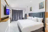 Boutique Hotel-Style 4Bed Home In Ferndale - balcony