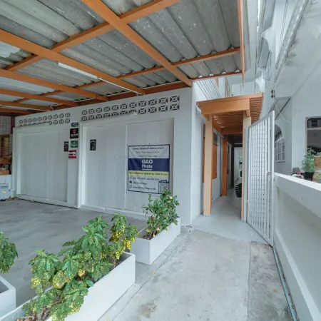 Gao Phala Beachfront Hostel