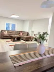 Modern 3BR Near Long Lake Minutes to Downtown - Apartments