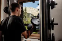 Boutique Hotel Nives - Luxury & Design in the Dolomites - gimnasio