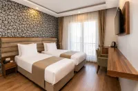 Elite World Inn Istanbul Mahmutbey - ที่มีสระว่ายน้ำ