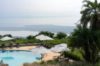 Salt of Akagera - Pool