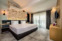 Isola 12 Hotel - Sea View