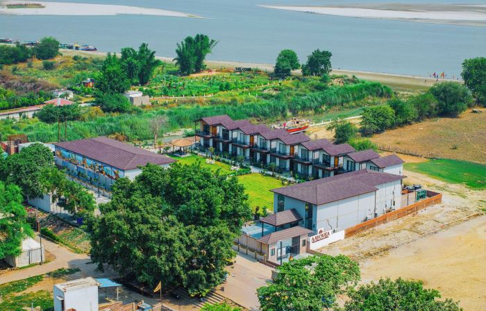 Aayovea Resort Ayodhya Near Ram Mandir & Saryu River
