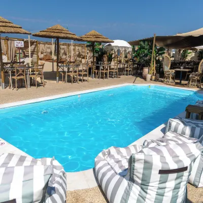 The One Grand Hotel da Póvoa - by Mhmb Hospitality Hotels near Lagoa II Beach