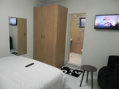 OZ Guest Villa
