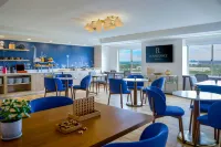 Renaissance Meadowlands Hotel - parking