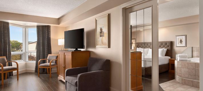 Royal Hotel West Edmonton, Trademark Collection by Wyndham Các khách sạn ở Edmonton