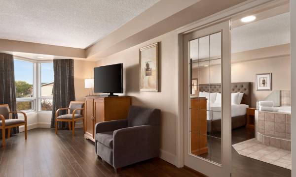 Royal Hotel West Edmonton, Trademark Collection by Wyndham