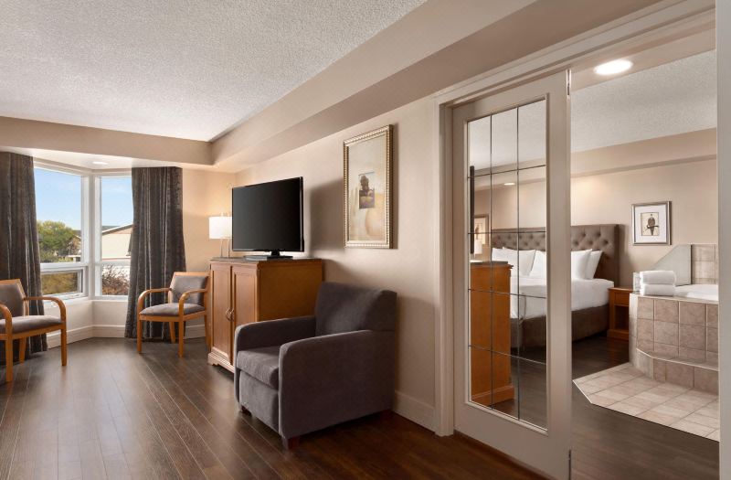 Royal Hotel West Edmonton, Trademark Collection by Wyndham