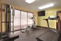 Park Inn by Radisson Albany - Gym