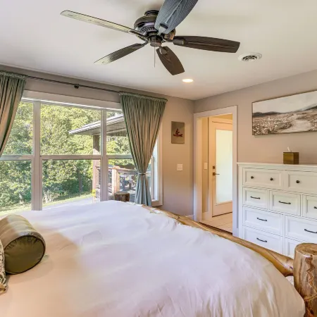 Group-friendly Kingsport Home w/ Game Room, Decks!