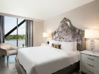 JW Marriott Savannah Plant Riverside District Hotels near Memorial Stadium