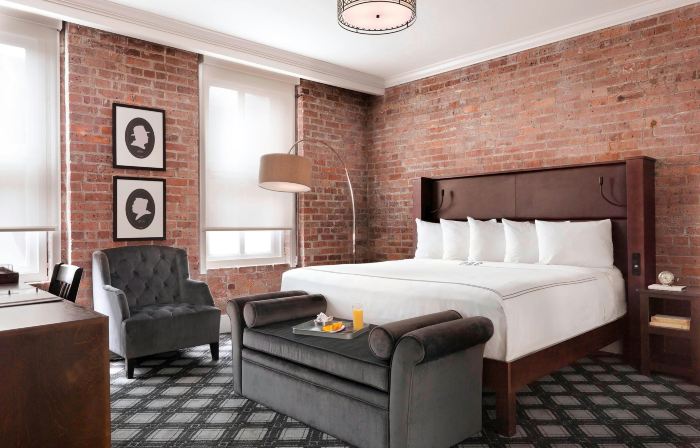 Q&C Hotel and Bar New Orleans, Autograph Collection
