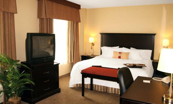 Hampton Inn & Suites by Hilton Laval