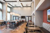 Hampton Inn & Suites Wisconsin Dells Lake Delton - parking