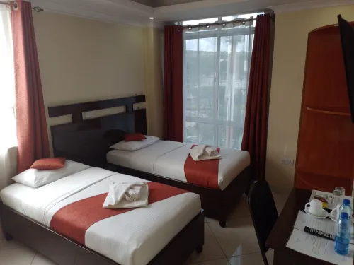 Claire de Lune Moonlight Hotel - parking