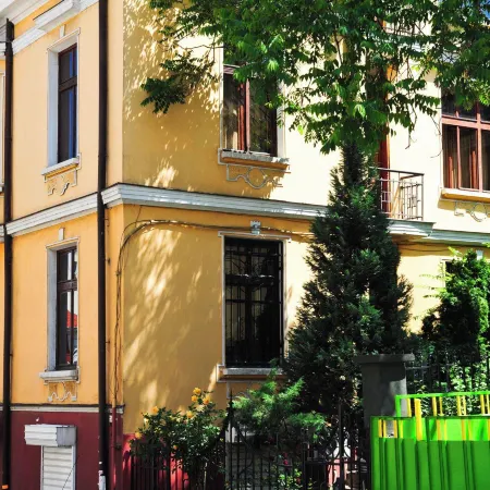 L'Opera Guest House