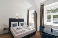 Easy-Flat Belvedere - Central Apartments with AC - Condos