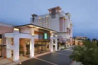 Embassy Suites by Hilton Orlando Lake Buena Vista South - 駐車場