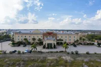 Hampton Inn Alice - Pools