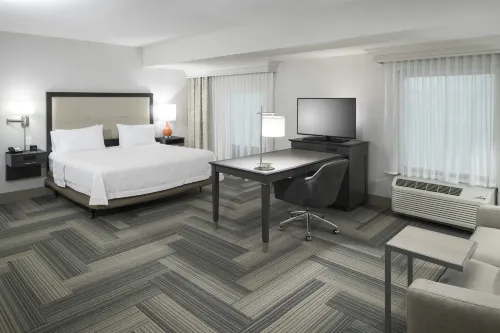 Hampton Inn & Suites Atlanta Perimeter Dunwoody - Kæledyr tilladt