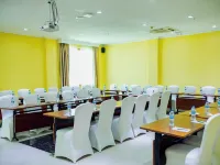 Tiffany Diamond Hotels Ltd - Makunganya Hotels near Kisutu