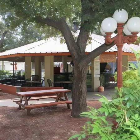 Family Garden Inn & Suites