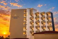 Hotel Midotel Seaview - parking