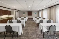 Staybridge Suites INDIANAPOLIS-CARMEL by IHG - 3-Star