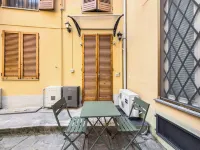 LikeYourHome - 3 stelle
