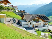 Apart Birgit Hotels in Kappl