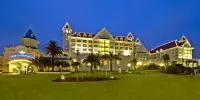 The Boardwalk Hotel Hotels near Horse Memorial