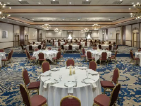 Embassy Suites by Hilton Cleveland Rockside Hotels in Independence