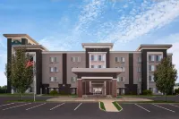La Quinta Inn & Suites by Wyndham Columbus - Edinburgh Hotels near Mill Race Park