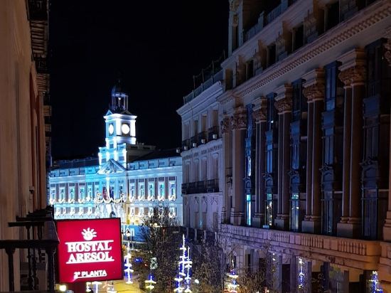 Los 10 mejores hoteles cerca de Librería Tres Rosas Amarillas 2023 |  Trip.com