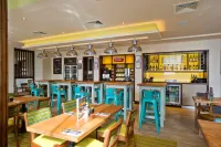Perth City Centre Hotels in Скон