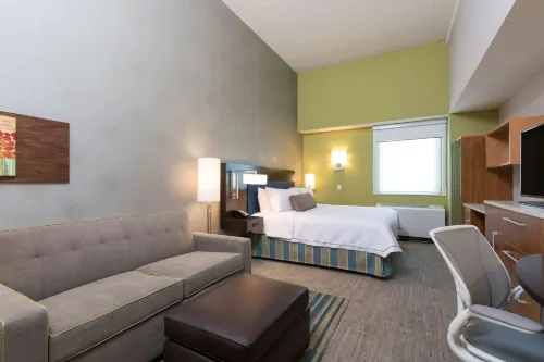 Home2 Suites by Hilton - Indianapolis/Downtown - parcheggio