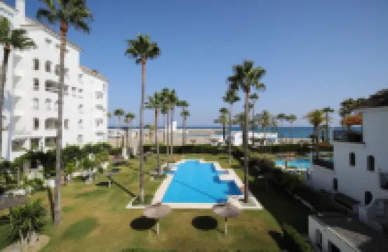 Apartment on the Beach, Puerto de La Duquesa