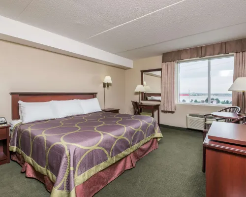 Super 8 by Wyndham Mississauga Hotels near Apollo Convention Centre
