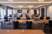 Courtyard Saskatoon Airport فنادق في ساسكاتون