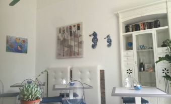 Exclusive Room "Tramontana room" - A Stone's Throw from the Sea