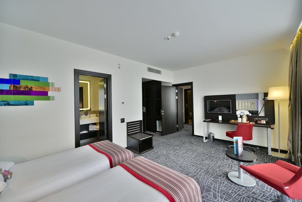 Park Inn by Radisson Istanbul Ataturk Airport