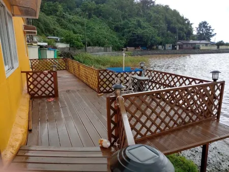 Yeosu Borane Fishing Pension Отели рядом с достопримечательностью «Aeyangwon History Hall»