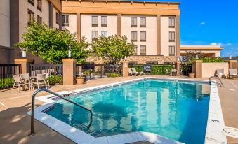 Best Western Plus Wichita West Airport Inn