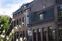 Jambon Hotels in Oss