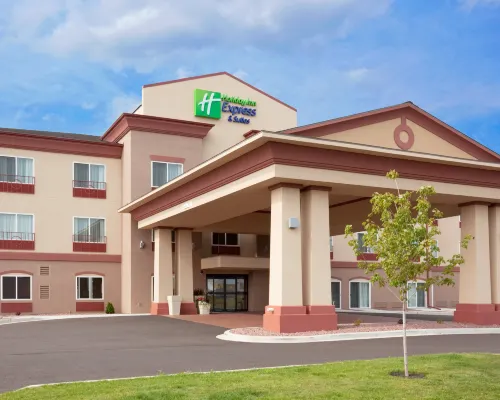 Holiday Inn Express & Suites ANTIGO by IHG Hotels in Langlade County