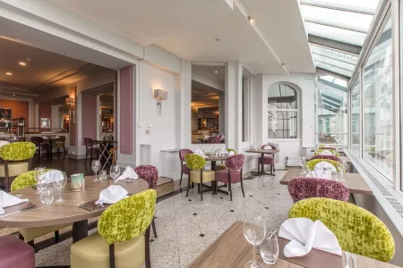 The Empress Hotel Отели в г. Дуглас