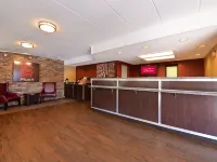 Red Roof Plus+ Secaucus - Meadowlands - NYC Hotels in Secaucus
